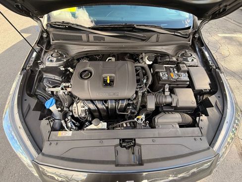 Used 2024 Kia Forte LXS image 11