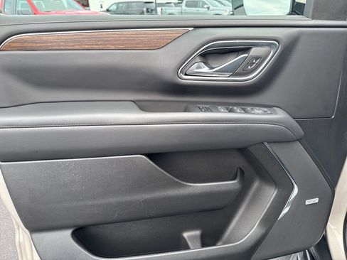 Used 2023 Chevrolet Tahoe High Country image 16