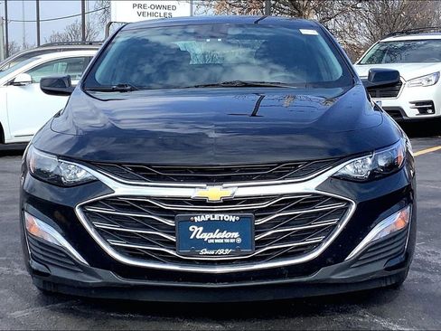 Used 2022 Chevrolet Malibu LS FWD image 2