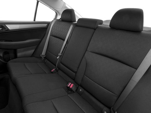 Used 2017 Subaru Legacy 2.5i Premium image 17