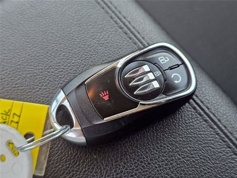 Used 2025 Buick Encore GX Preferred FWD image 30