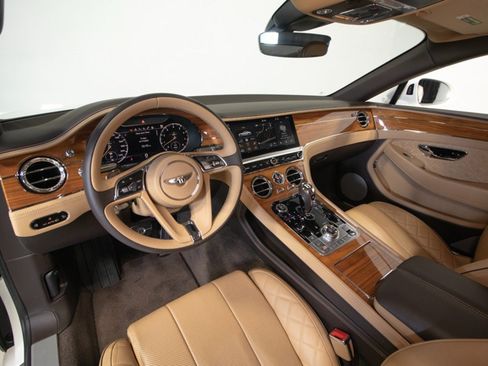 Used 2020 Bentley Continental GT V8 AWD/4WD image 5
