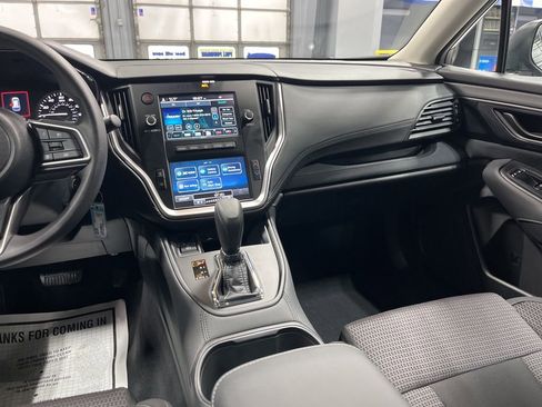 Certified 2025 Subaru Outback Base image 28