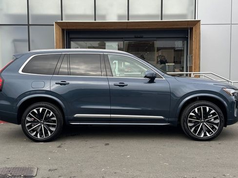 New 2026 Volvo XC90 T8 Ultra w/ Protection Package Premier AWD/4WD image 8