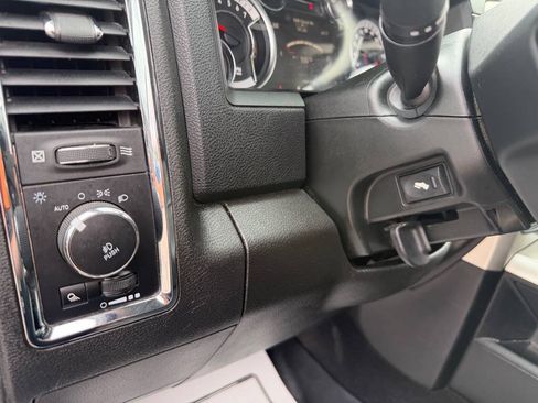 Used 2018 RAM 2500 Laramie AWD/4WD image 19