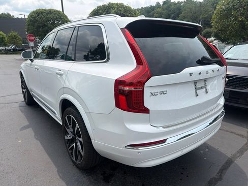 Certified 2024 Volvo XC90 B6 Ultimate w/ Lounge Package AWD/4WD image 2