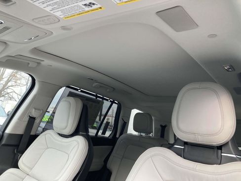 New 2025 Lincoln Aviator Reserve w/ Equipment Group 201A image 22