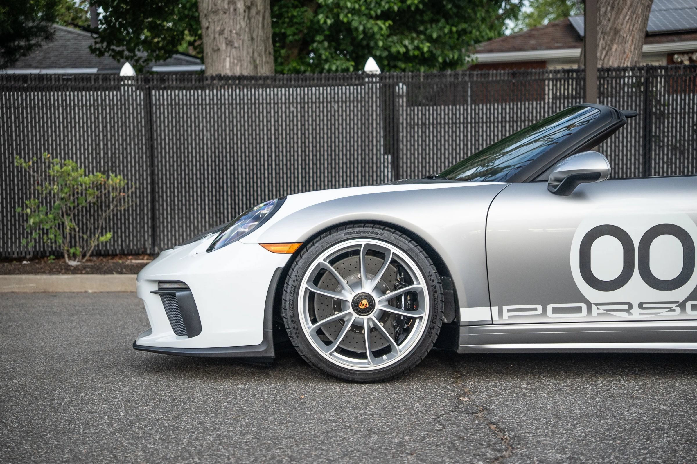 Used 2019 Porsche 911 Speedster RWD image 20