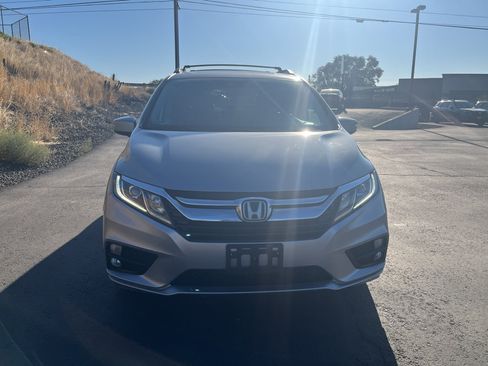 Used 2020 Honda Odyssey EX-L image 2