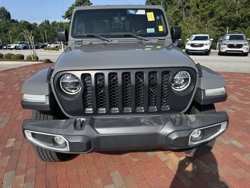 Used 2022 Jeep Gladiator Overland w/ Popular Equipment Package AWD/4WD image 22