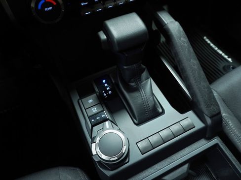 Used 2025 Toyota Tacoma SR image 19