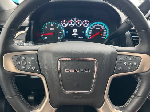 Used 2018 GMC Yukon XL Denali w/ Denali Ultimate Package AWD/4WD image 23