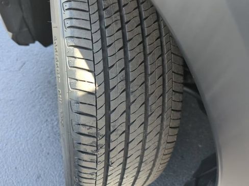 Certified 2024 Nissan Kicks SV FWD image 48