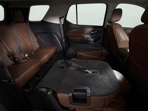 Used 2021 Chevrolet Traverse High Country w/ LPO, 'HIT The Road' Package image 37