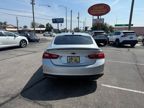 Used 2019 Chevrolet Malibu RS image 9