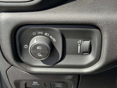 New 2026 RAM 1500 Classic Warlock AWD/4WD image 27