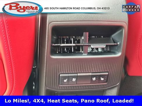 Used 2024 Jeep Wagoneer Launch Edition image 34