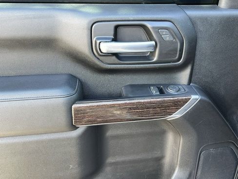 Used 2022 GMC Sierra 2500 SLE image 24
