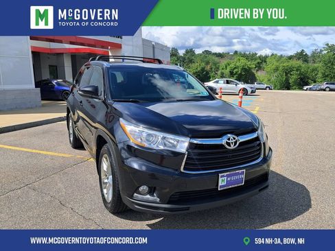 Used 2016 Toyota Highlander Limited AWD/4WD image 9