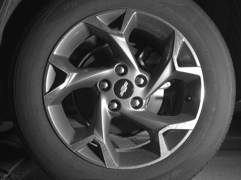 Used 2025 Chevrolet Trax LT w/ LT Convenience Package FWD image 14