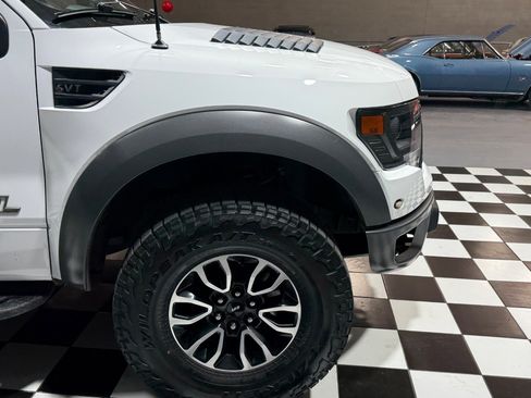 Used 2014 Ford F150 Raptor w/ Equipment Group 801A Luxury image 22