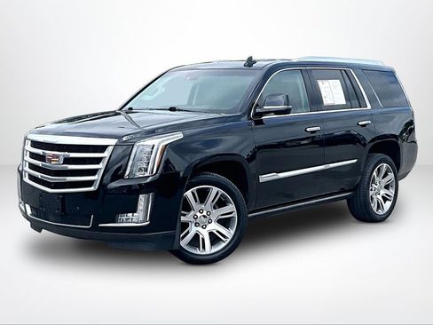 Used 2015 Cadillac Escalade Premium AWD/4WD image 2