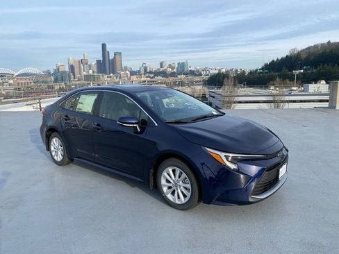 New 2026 Toyota Corolla XLE image 28