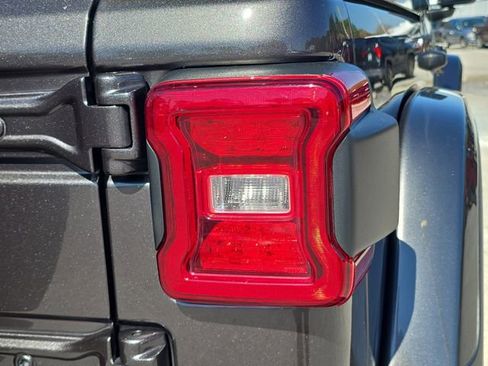 Certified 2025 Jeep Wrangler Sahara image 8