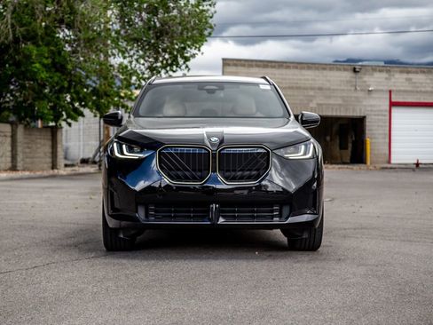New 2026 BMW X3 xDrive30 w/ M Sport Package AWD/4WD image 8