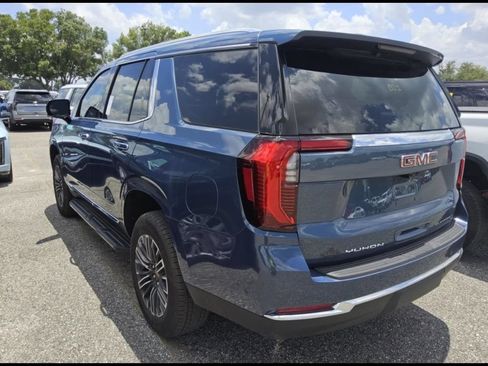 Used 2025 GMC Yukon Elevation w/ Elevation Premium Package RWD image 8