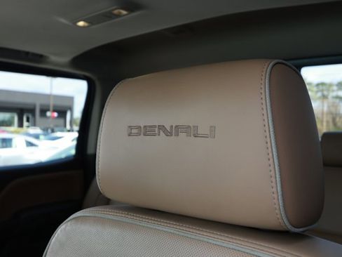 Used 2017 GMC Sierra 1500 Denali w/ Denali Ultimate Package image 29