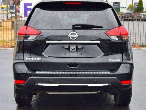 Used 2020 Nissan Rogue SV w/ Premium Package image 6