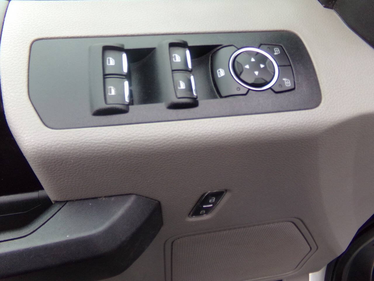Used 2017 Ford F150 XL w/ XL Power Equipment Group AWD/4WD image 51