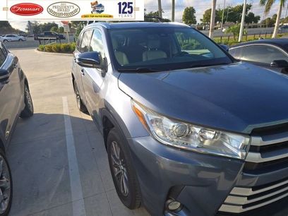 Used 2019 Toyota Highlander XLE
