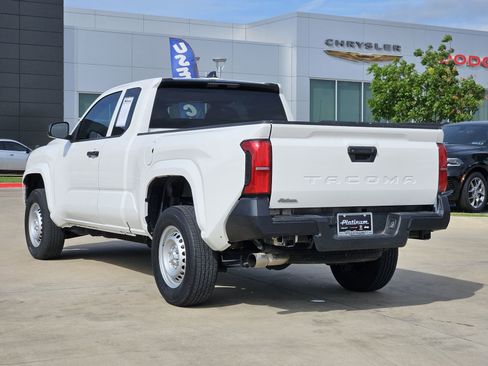 Used 2024 Toyota Tacoma SR RWD image 4