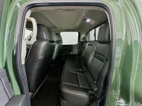 Used 2024 Nissan Frontier SL w/ Technology Package RWD image 25