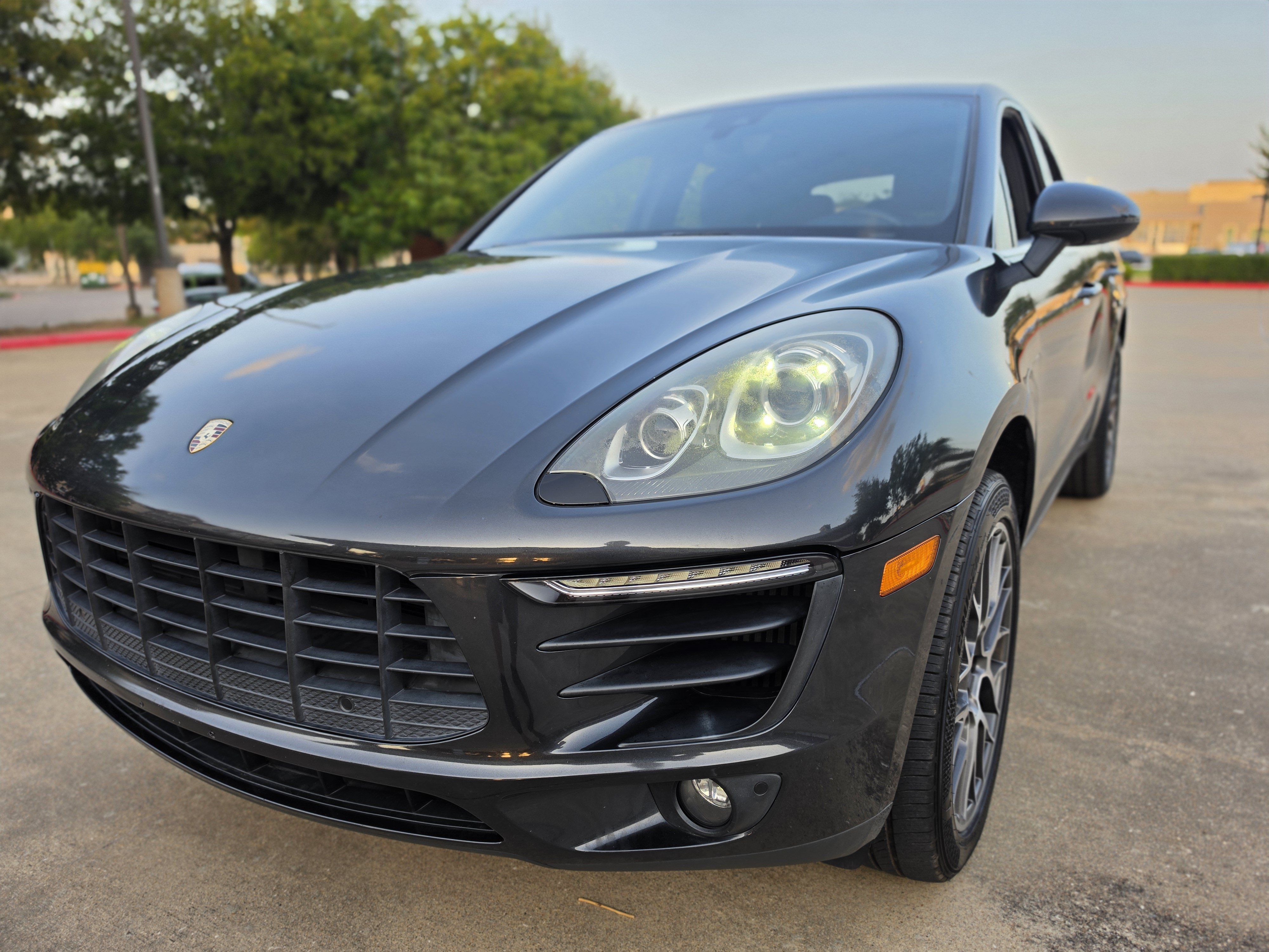 Used 2017 Porsche Macan S AWD/4WD image 3