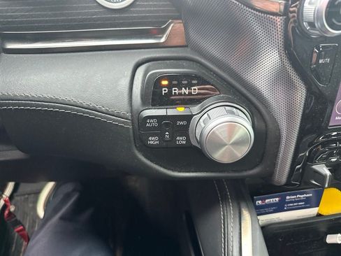 Used 2019 RAM 1500 Limited AWD/4WD image 16