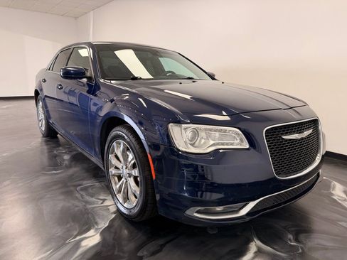 Used 2016 Chrysler 300 Limited AWD/4WD image 16