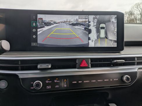 New 2026 Kia Sorento SX Prestige w/ Olive Brown Leather Package image 16