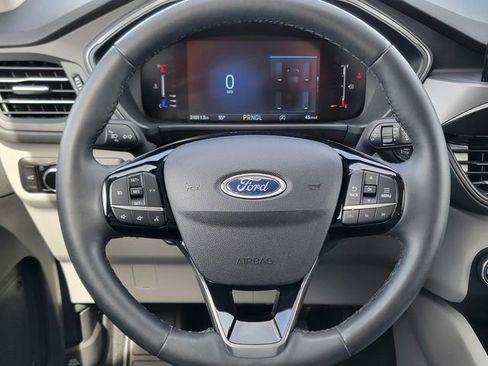 Certified 2023 Ford Escape Active AWD/4WD image 32