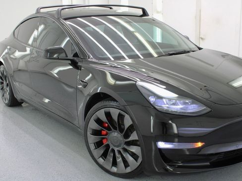 Used 2021 Tesla Model 3 Performance image 14