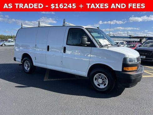 Used 2020 Chevrolet Express 2500 Work Van w/ Driver Convenience Package image 1