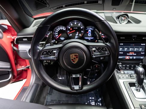 Used 2017 Porsche 911 Carrera S RWD image 5