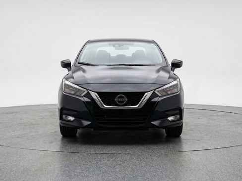 Used 2025 Nissan Versa SV FWD image 2