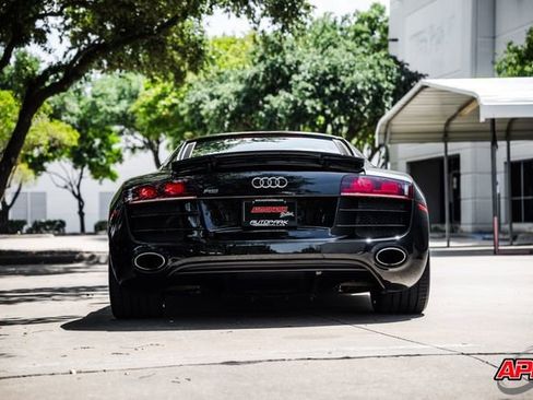 Used 2010 Audi R8 V10 AWD/4WD image 17