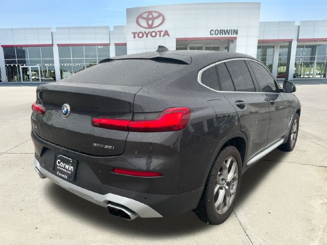 Used 2023 BMW X4 xDrive30i w/ Premium Package AWD/4WD image 5