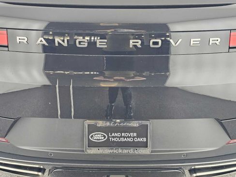 Used 2024 Land Rover Range Rover Sport SVR AWD/4WD image 13