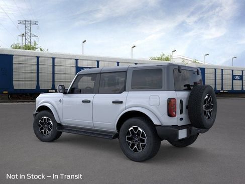 New 2026 Ford Bronco Outer Banks AWD/4WD image 5