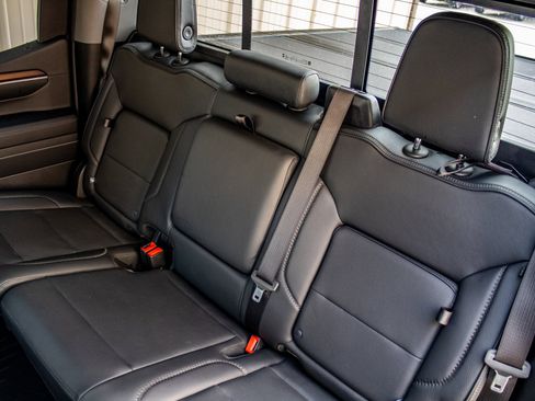 Used 2024 GMC Sierra 1500 Denali image 26